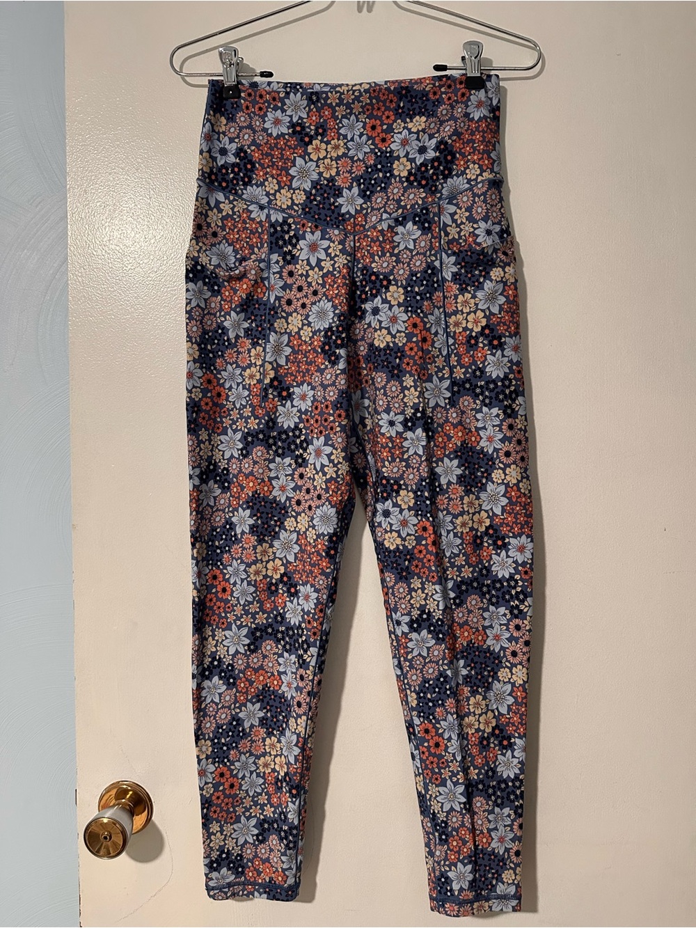 Offline by Aerie floral leggings